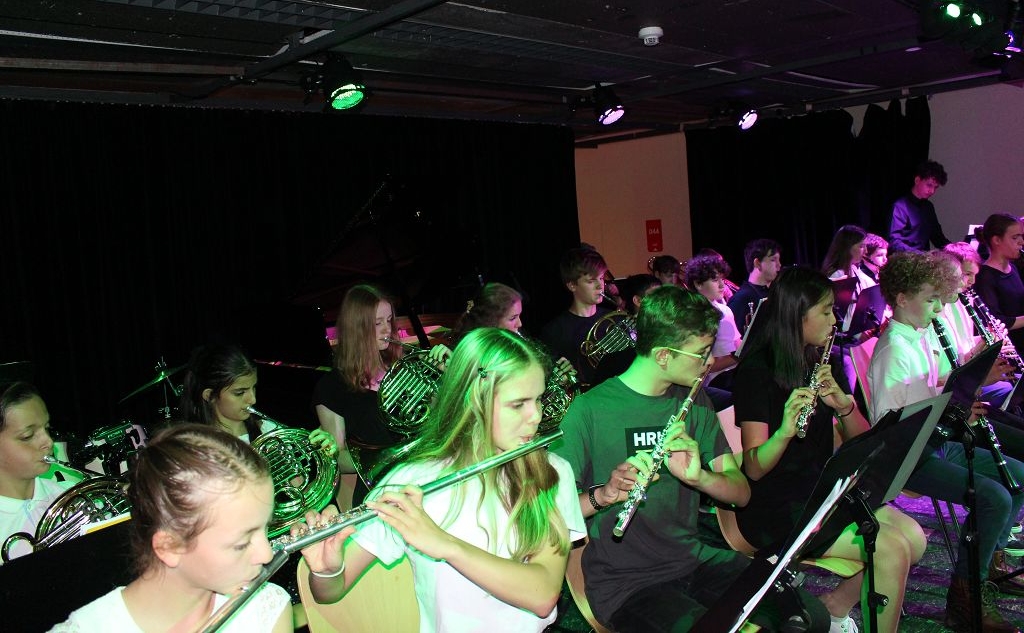 k-img_9527_fotor